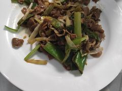 葱爆羊肉-华春餐馆(鱼山路店)