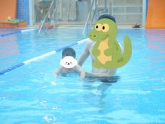 -戊辰亲子游泳俱乐部