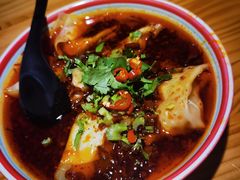 -八二小区抄手(龙湖上城天街店)