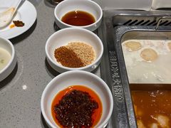 -海底捞火锅(金山百联店)