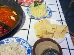 -巴卤社老火锅(财富店)