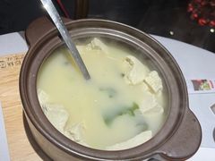 -小河盐帮·私家菜·烤鸭(三元桥·霄云路店)