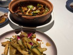 -八府香鸭·啫啫煲(华山路店)