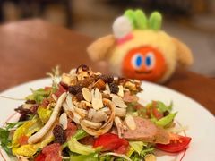 腊味肠鲜鱿鱼柚子沙拉-Entrecôte 法国牛扒馆(保利·时光里店)