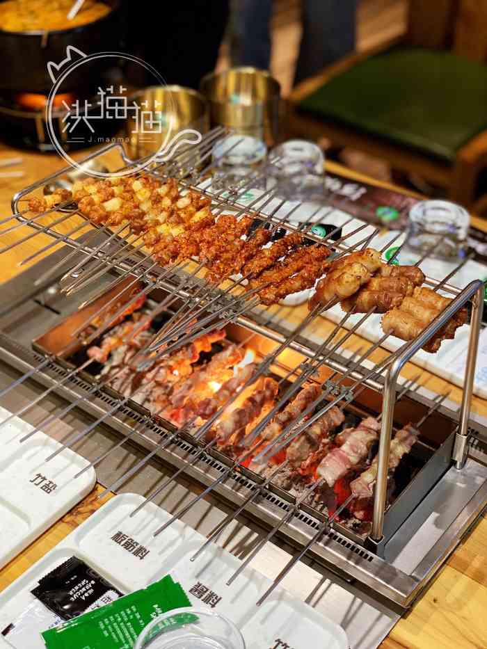 河坝烧烤串城-"出自大延边的烧烤店 味道杠杠正宗.串特别.