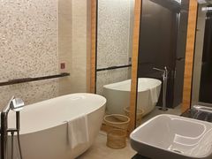 -兰州皇冠假日酒店