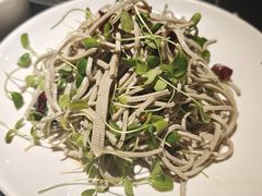 -辣尚瘾·烤鱼·新川菜(交大直营店)