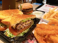 圣塔芭芭拉经典牛肉特堡-The Habit Burger Grill 哈比特汉堡(复兴soho店)