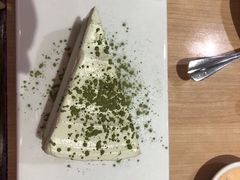 -必胜客(WOW中心城店)