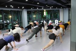 -STAR舞蹈工作室