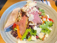 烤牛肉沙拉-The Diner X餐厅(青岛万象城店)