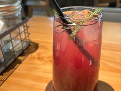 -三勾JJJ Burger&Coffee(梅溪湖店)
