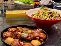 黄豆猪手煲-95号酱骨·一块豆腐(展春园西路店)