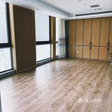 豪华占地2000平米的spa.你确定不来一下[奸笑][嘿哈]