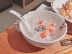 现任椰奶冰粉-太二酸菜鱼(正大广场店)