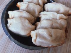 -黄阿姨锅贴大王(万航渡路店)