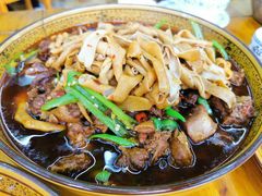-一品红烧鸭特色川菜(三岔湖店)