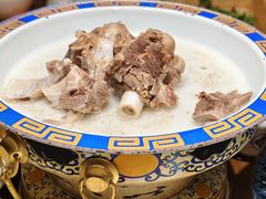 -蒙亨·手把肉·蒙古包文化主题餐厅(天恒广场店)