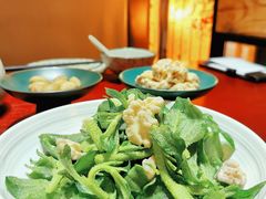 时鲜桃仁拌冰草-潮堂(环球金融中心店)