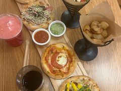 -城市大道红炉披萨烘焙坊