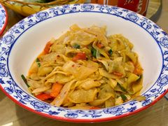 酸萝卜蛋皮-三只鸟本地特色菜馆(上饶总店)