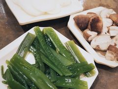 -锅首鲜品火锅(鸳鸯店)