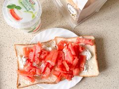 -绿姿鲜奶烘焙(世南西路店)