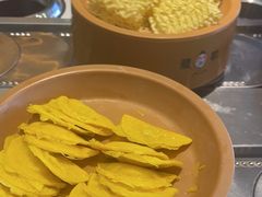 -龍歌自助小火锅(市南金茂湾店)