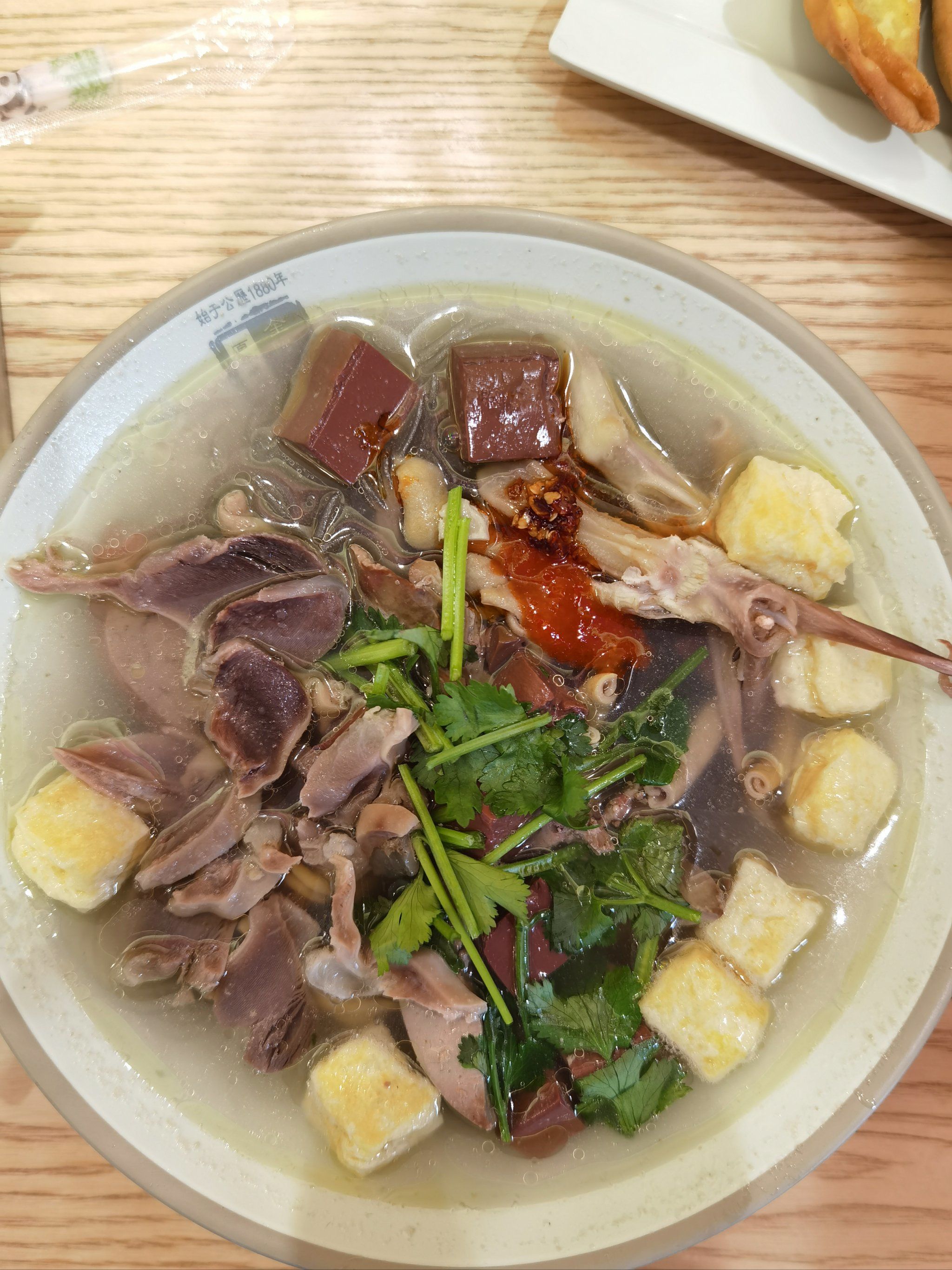 老鸭粉丝汤挺正宗