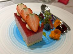 爱心树莓蛋糕-PARFUM FLORAL花境法餐(南京首店)