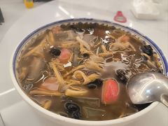-老子山小鱼锅贴·龙虾馆