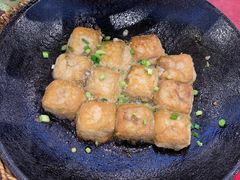 -披云山庄