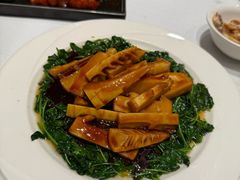 油焖冬笋扒草头-新雅粤菜馆(南京东路店)
