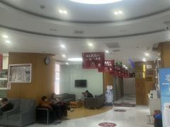 -雅悦齿科(顾村公园店)