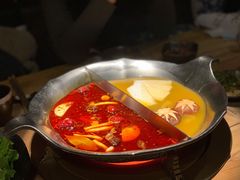 红颜花胶鸡锅-湊湊火锅·茶憩(杭州湖滨银泰in77店)