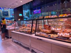 -巴黎贝甜(大宁国际商业广场店)