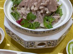 草原手把肉-德乐海蒙餐