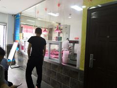 -老陆稿荐(西中市店)