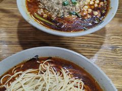 -丁丁猫重庆小面(徐州路店)