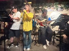 -南锣鼓巷吉他吧(鼓楼店)