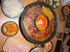 -卤校长重庆火锅(银泰城店)