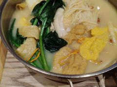 -福客·现熬鸡汤麻辣烫(天安云谷店)
