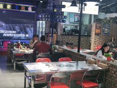 -马路牙子烧烤音乐酒馆(望京店)
