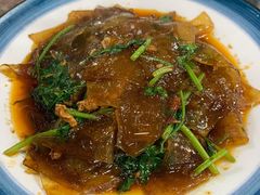 香菜肉丝粉皮-八张桌子(老店)