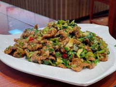 怪味牛柳-恩宏德餐馆(平山道店)