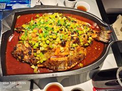 -江边城外烤全鱼(世茂广场店)
