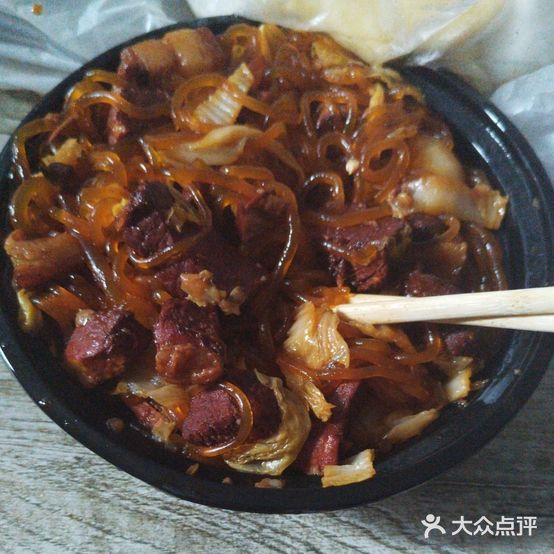 可劲儿造东北铁锅炖一切