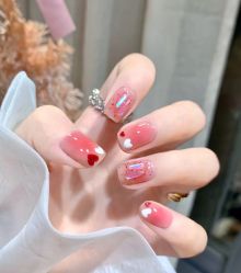 -兔猫ToMoreNails美甲美睫