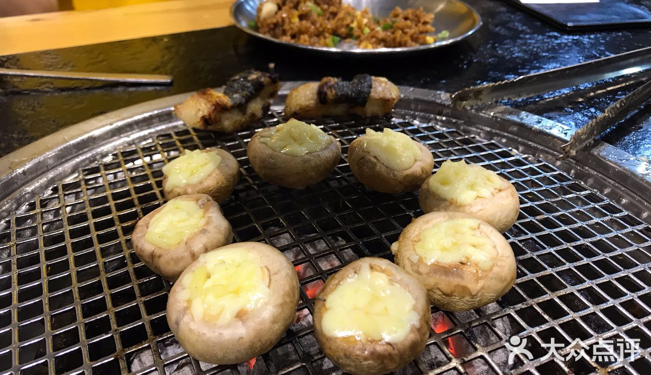 一家拥有榻榻米的烤鳗鱼店[调皮]