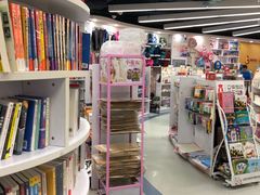 -新华书店(虹悦城店)